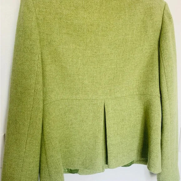 Banana Republic Lime Green Wool Woman’s  Jacket/Blazer - Picture 4 of 8